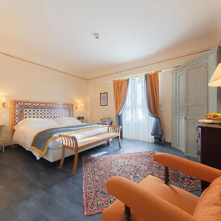 Hotel Algilà Ortigia Charme 4*