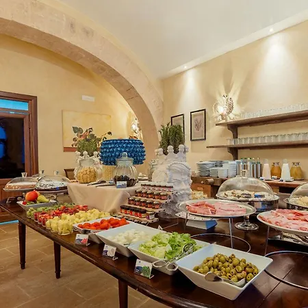 Hotel Algila Ortigia Charme 4*