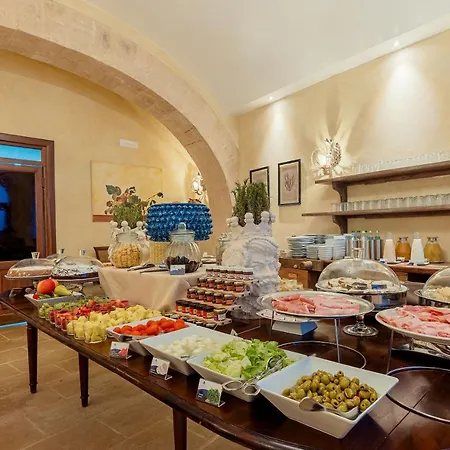 Hotel Algilà Ortigia Charme 4*
