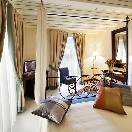 Hotell Algila Ortigia Charme 4*