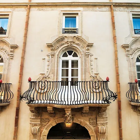 Algila Ortigia Charme 4* Syrakusa