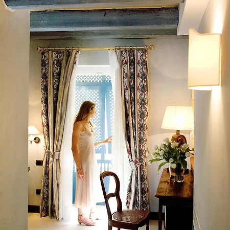 Algila Ortigia Charme Hotel 4*