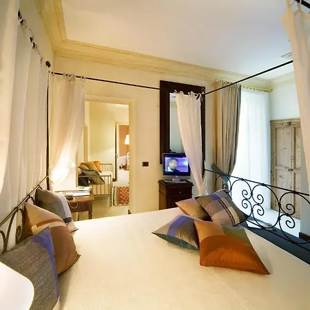 Algila Ortigia Charme Hotell 4*