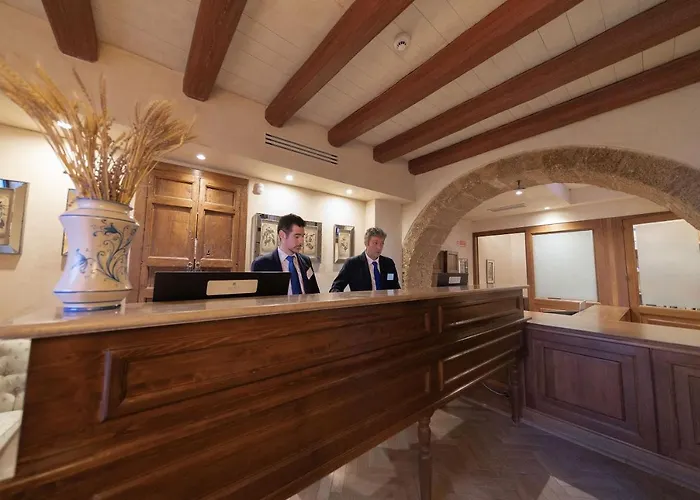 Hotel Algila Ortigia Charme 4*