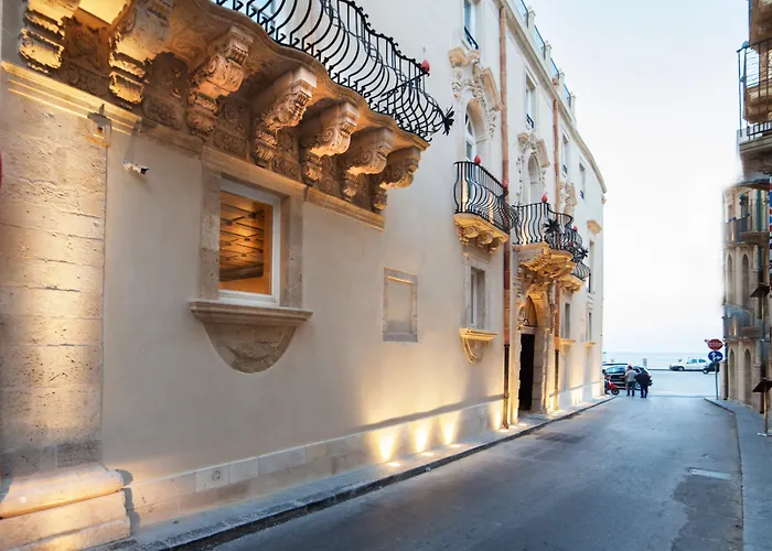 Algila Ortigia Charme Hotel 4*