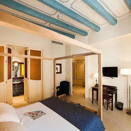 فندق Algila Ortigia Charme 4*