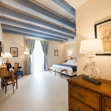 Algila Ortigia Charme 4* سيراكوزا